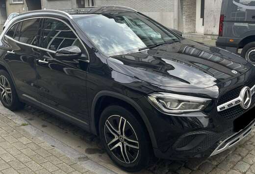 Mercedes-Benz GLA 200 d