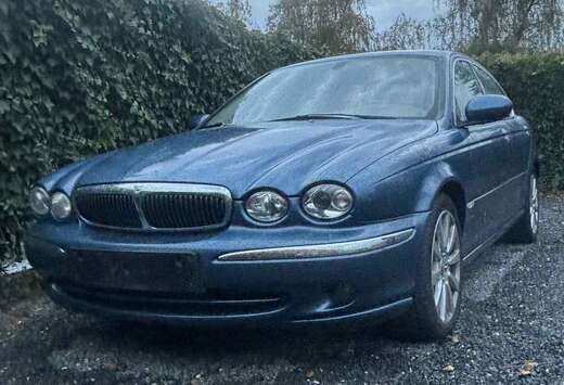 Jaguar X-Type 2.1i V6 24v Executive 2.0