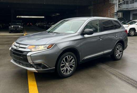 Mitsubishi 2.0i 4WD CVT-ONLY FOR EXPORT OUT OF EUROPE