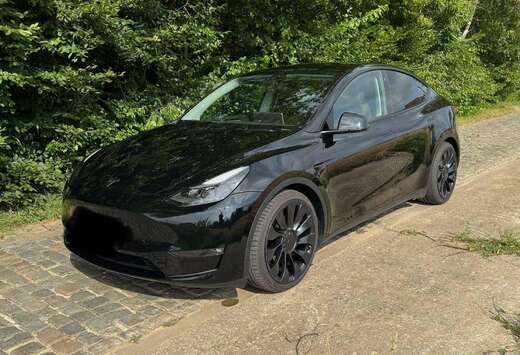 Tesla Model Y 72.5 kWh Dual Motor Performance (377 kW ...