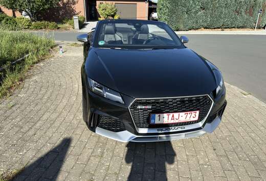 Audi TTRS Roadster 2.5 TFSI Quattro S tronic