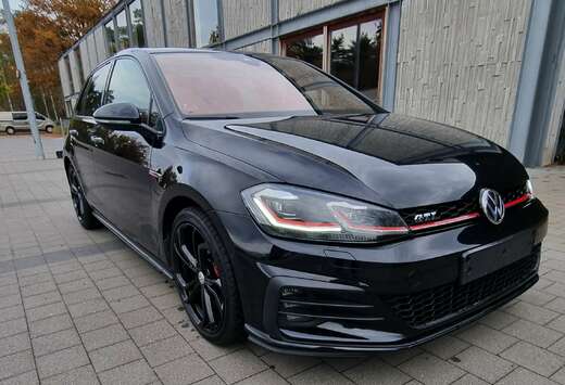 Volkswagen Golf GTI (BlueMotion Technology) DSG