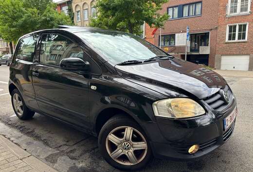 Volkswagen Fox 1.4i 16v * EURO 4 * Prêt à immatricu ...