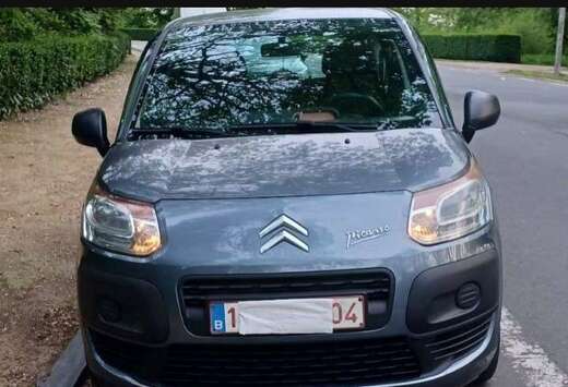 Citroen Citroen c3 picasso escence 1.4 Année 2010