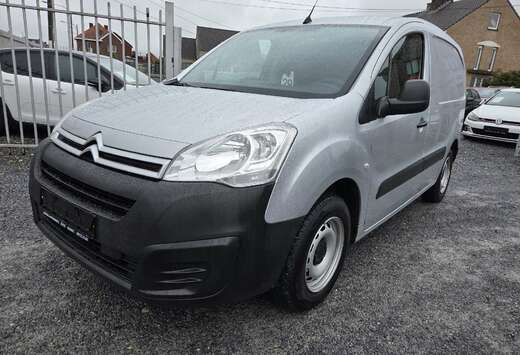 Citroen L1 1.6BHDi 100PKNAVICAMCRUISETREKCARPLAY3ZIT
