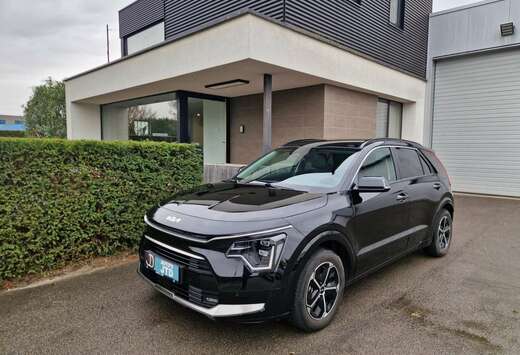 Kia Niro 1.6 GDI HEV Camera, Apple carplay, ACC