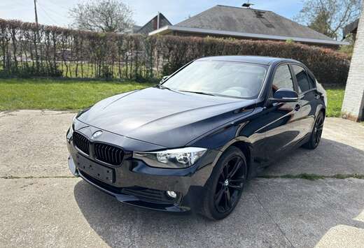 BMW DA - 2015 - Oh Boek - Top Staat  158.457 km