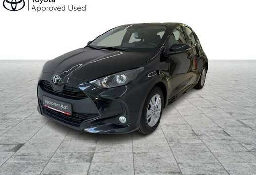 Toyota 1.5 HYB DYNAMIC