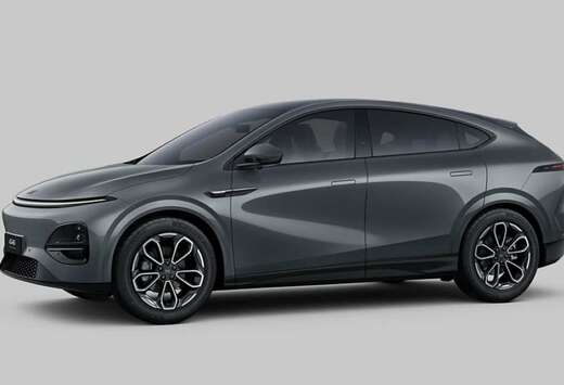 AWD Performance Premium Seats + Hook 20\