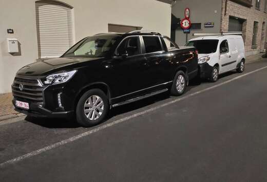 SsangYong Grand 4WD Autm. Sapphire