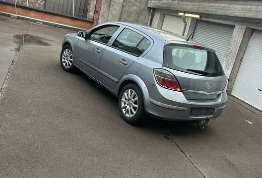 Opel Opel Astra ou l’option prête a été immatric ...