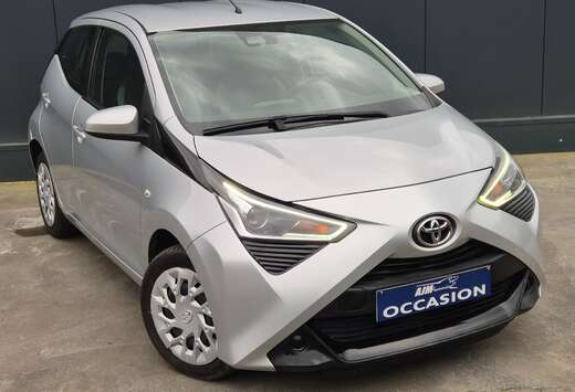 Toyota Aygo 1.0i VVT-i x-play II