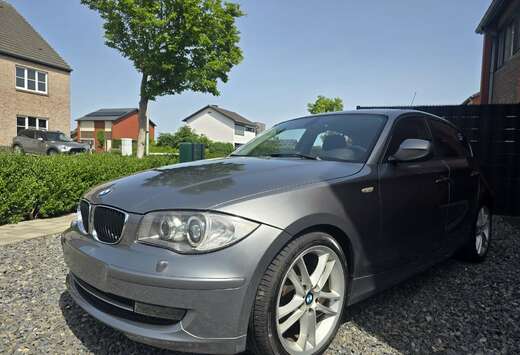 BMW BMW 118i Automaat keuring +carpass