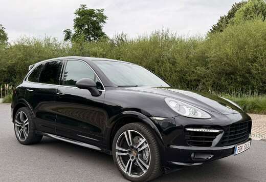 Porsche 3.0 D V6 Platinum EditionTiptronic S