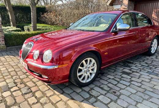 Jaguar S-Type 2.5 V6 Executive