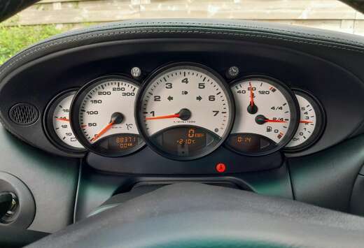 Porsche Carrera 4