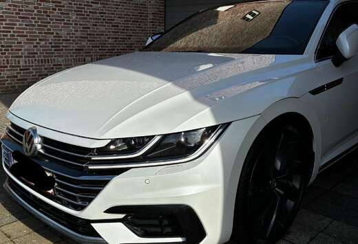 Volkswagen Arteon 2.0 TSI R-Line DSG