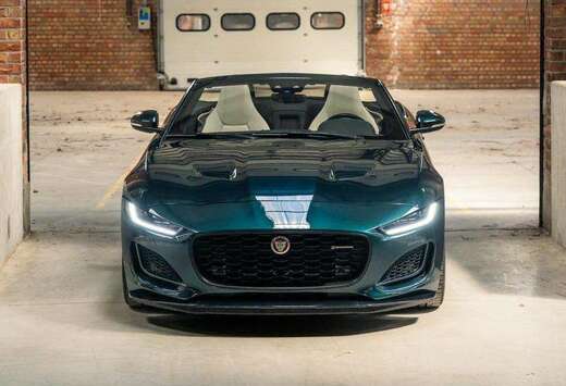 Jaguar F-Type Cabriolet 2.0 i4 P300 R-Dynamic Black