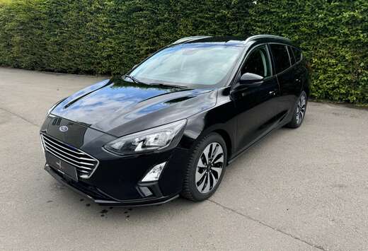 Ford Focus 1.5 / NAV / / TVA /
