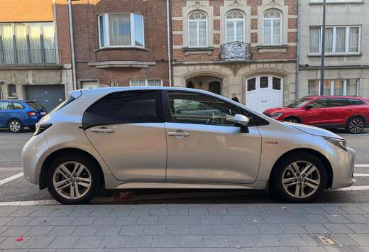 Toyota Hatchback 1.8 Hybride, garantie jusqu\'en 2032