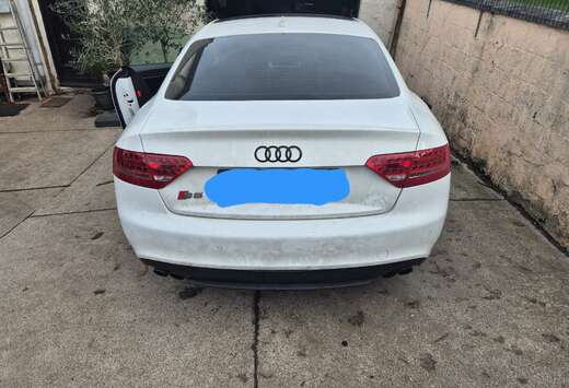 Audi Coupé 4.2i V8 FSI Quattro Tiptronic