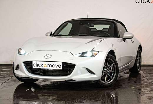Mazda MX-5 Roadster 2.0 Skyactive