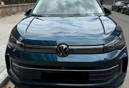 Volkswagen Life Business Premium
