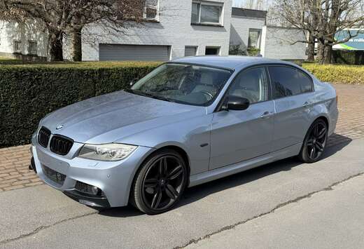 BMW 320i