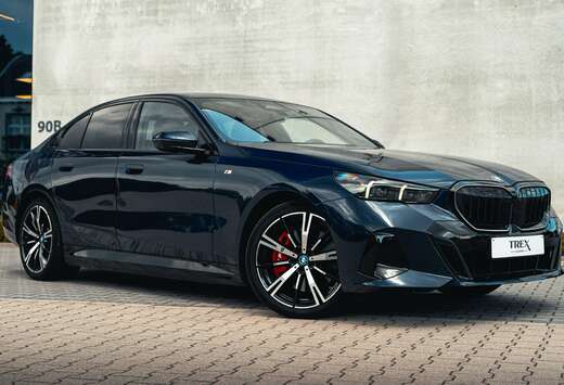 BMW e xDrive M Sportpakket Pro/ Iconic Glow/ HUD/ Pan ...