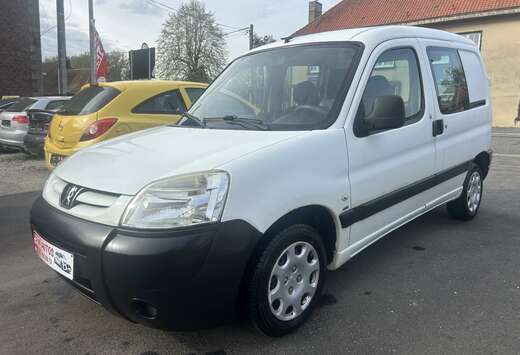 Peugeot 1.6 HDi Confort UTILITAIRE *** PRETE A IMMATR ...
