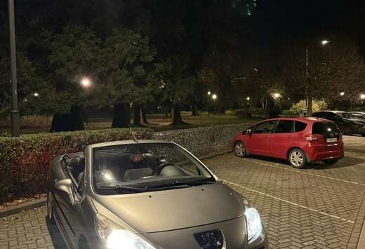 Peugeot CC 1.6i Key West
