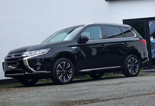 Mitsubishi PHEV 4WD HYBRID FULL OPTION *€ 15372 EX  ...