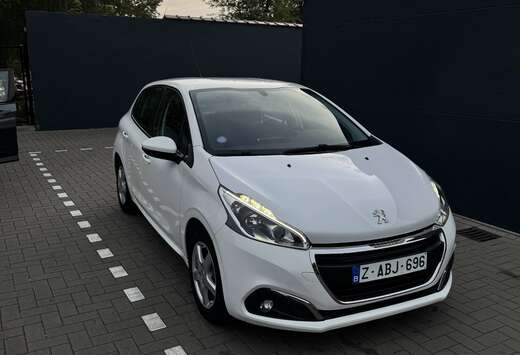 Peugeot PureTech 82 Style