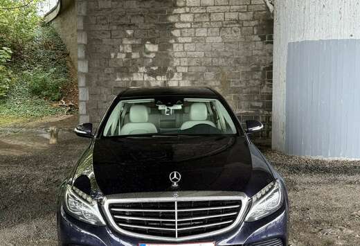 Mercedes-Benz Pack Exclusive - Bien équipee