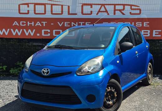 Toyota 1.0i Active
