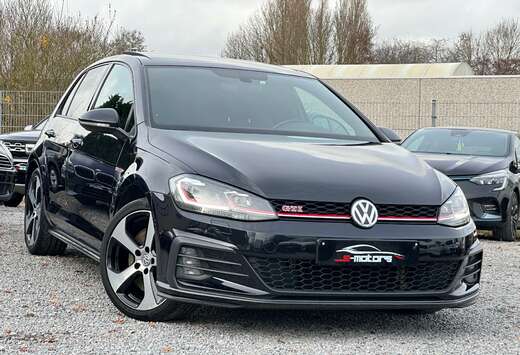Volkswagen Golf 2.0 TSI Performance DSG