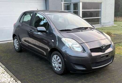 Toyota 1,0 benzine - 5 deurs - Airco - 146580km