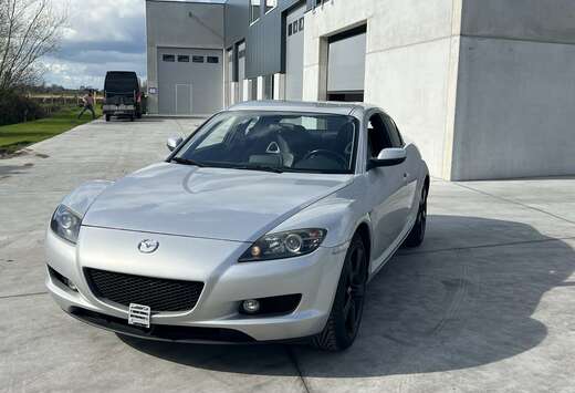 Mazda RX-8 2.6i Renesis Revolution