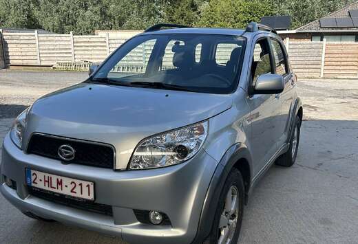 Daihatsu 1.5i 4WD Top S