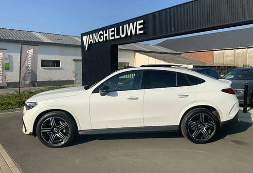 Mercedes-Benz d 4MATIC Coupe AMG Line KEYLESS-GO pano ...