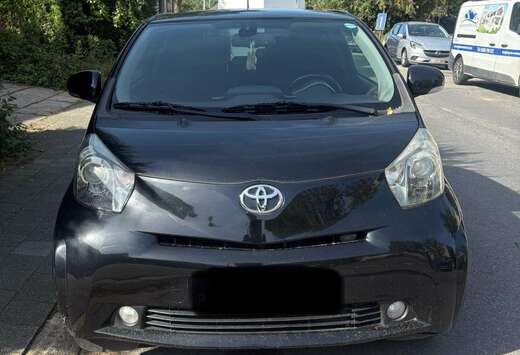 Toyota iQ 1.0i VVT-i Luna