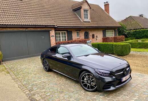 Mercedes-Benz Coupe 4Matic 9G-TRONIC AMG Line