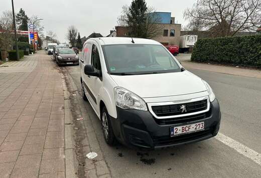 Peugeot 1.6 HDI AUTOMAAT L1H1  CARPLAY Airco