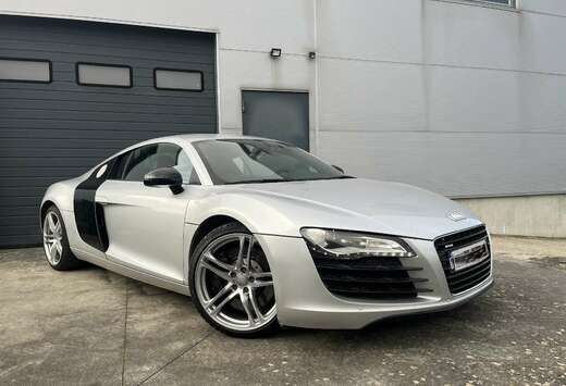 Audi R8 4.2i V8 Quattro FSI R tronic
