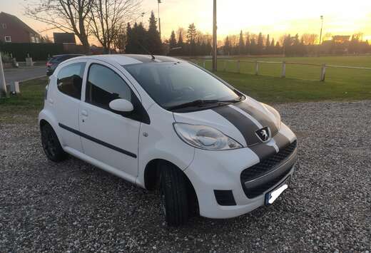 Peugeot 107 70 Millesim 200  **In Prijs Verlaagd**