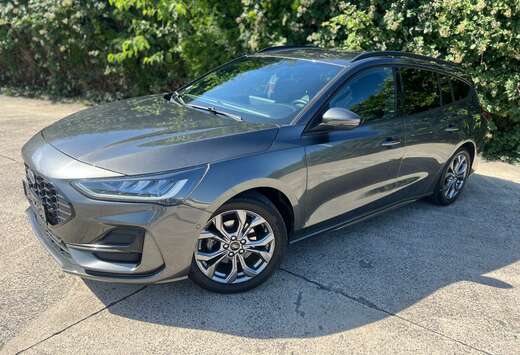 Ford Focus Clipper 1.0 EcoBoost MHEV ST-Line Design