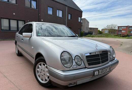 Mercedes-Benz E 240 Elegance