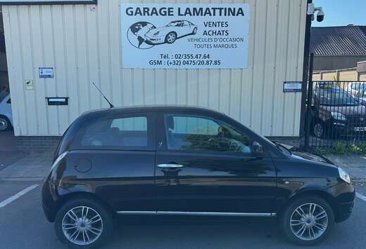 Lancia Ypsilon 1.4i Limited Edition