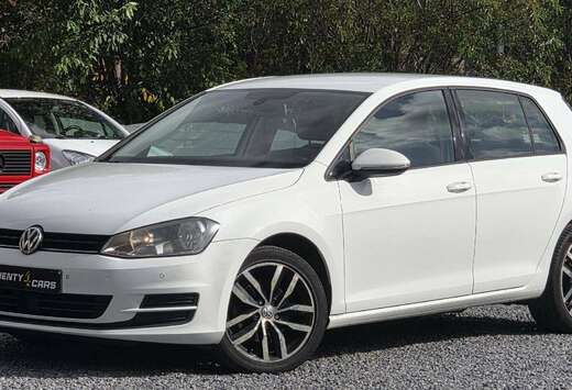 Volkswagen Navi CruiseC 5Deurs ParkeerS 2014 90Pk