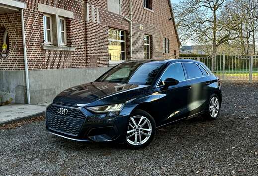 Audi Sportback 30 TDi Business Edition 1 Main